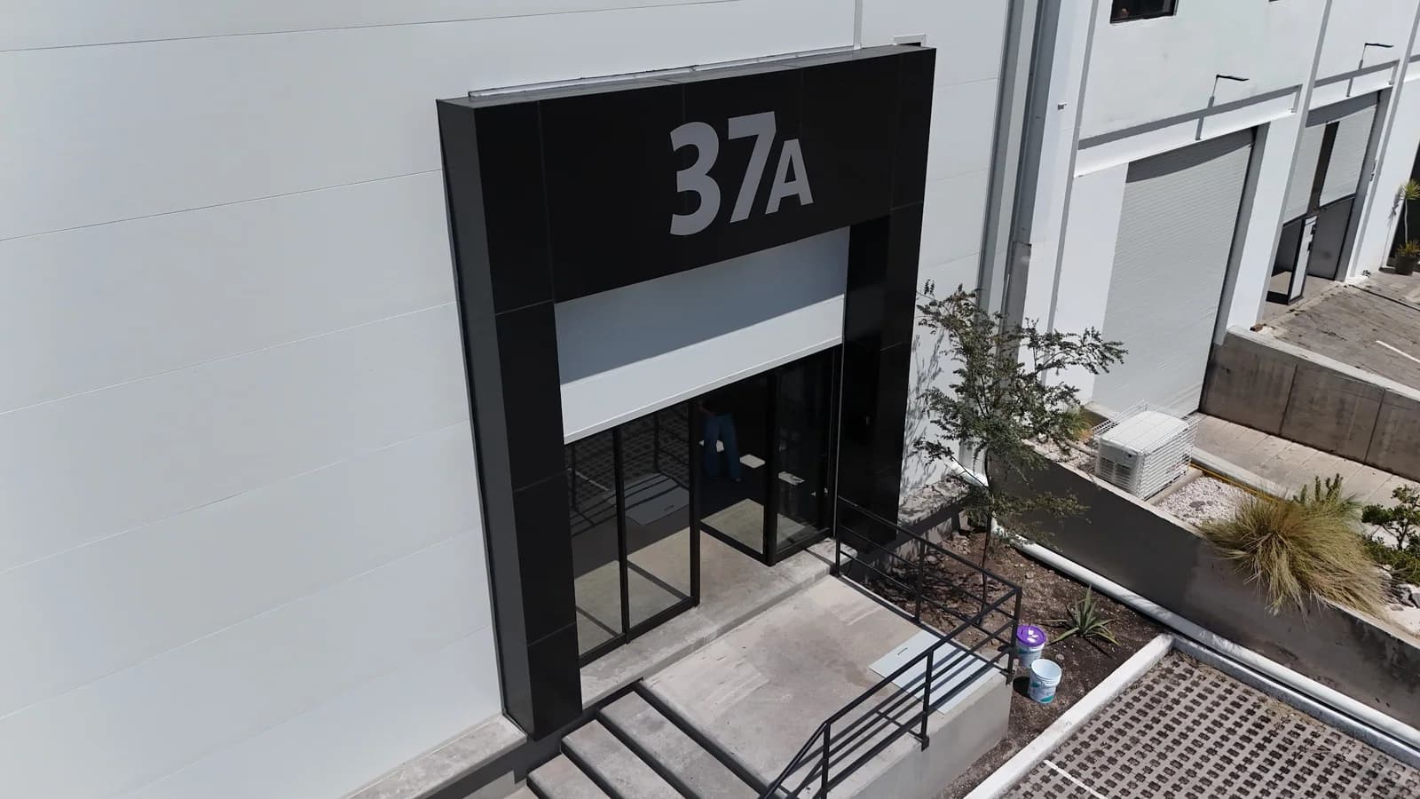 Facade marked 37A at Terra Park Centenario